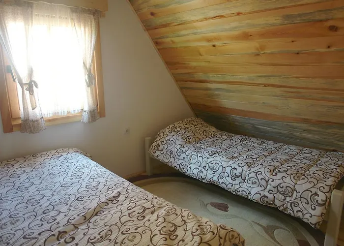 شقة Milev موكرا غورا